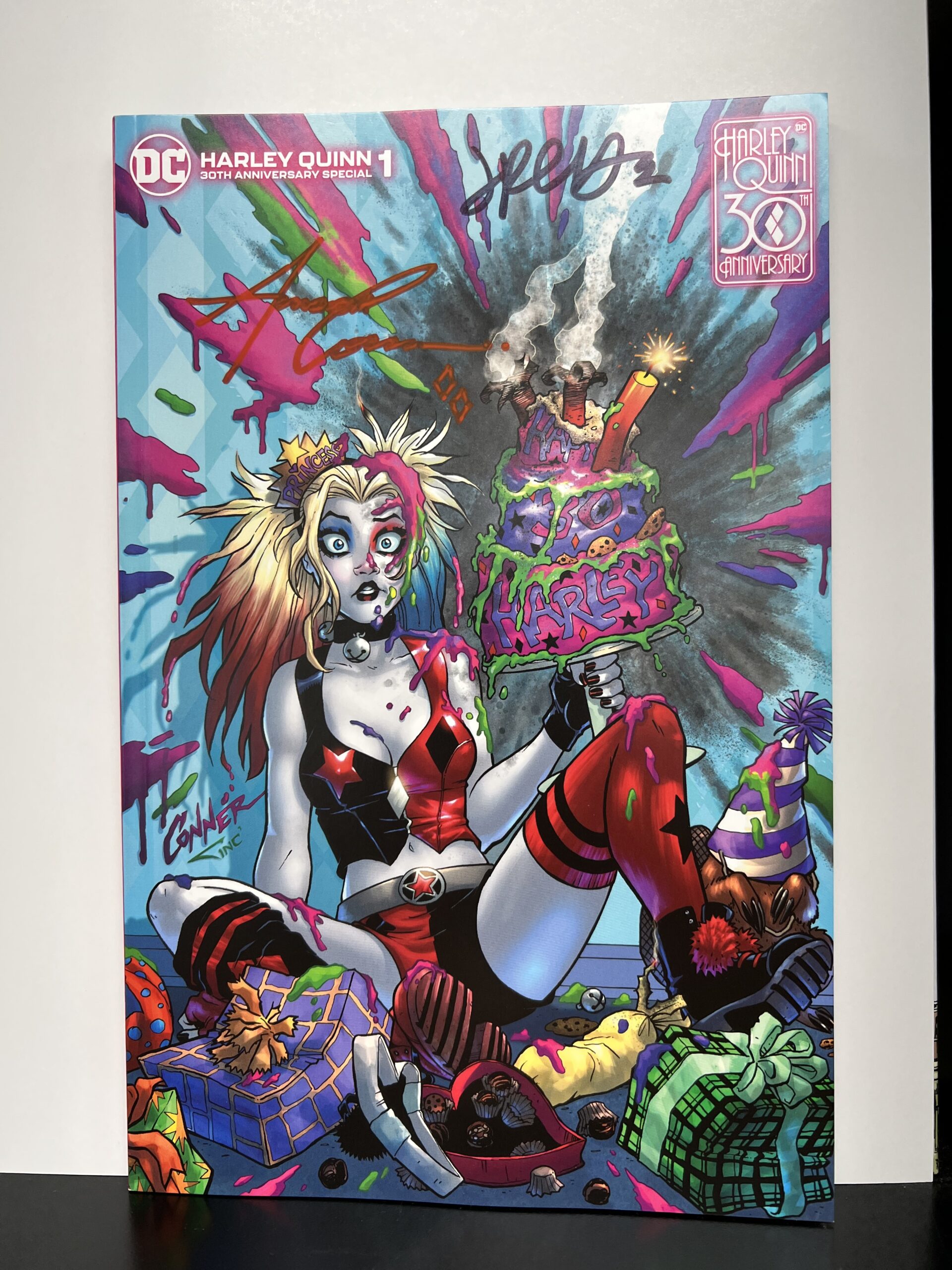 HARLEY QUINN & BIRDS OF PREY #2 – ADAMS VARIANT COVER – SIGNED